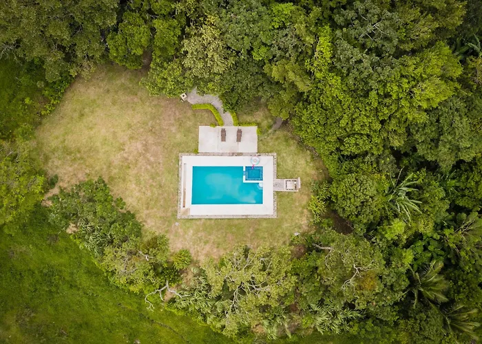 Family Surrounded By Nature - Patio & Pool Apartment *